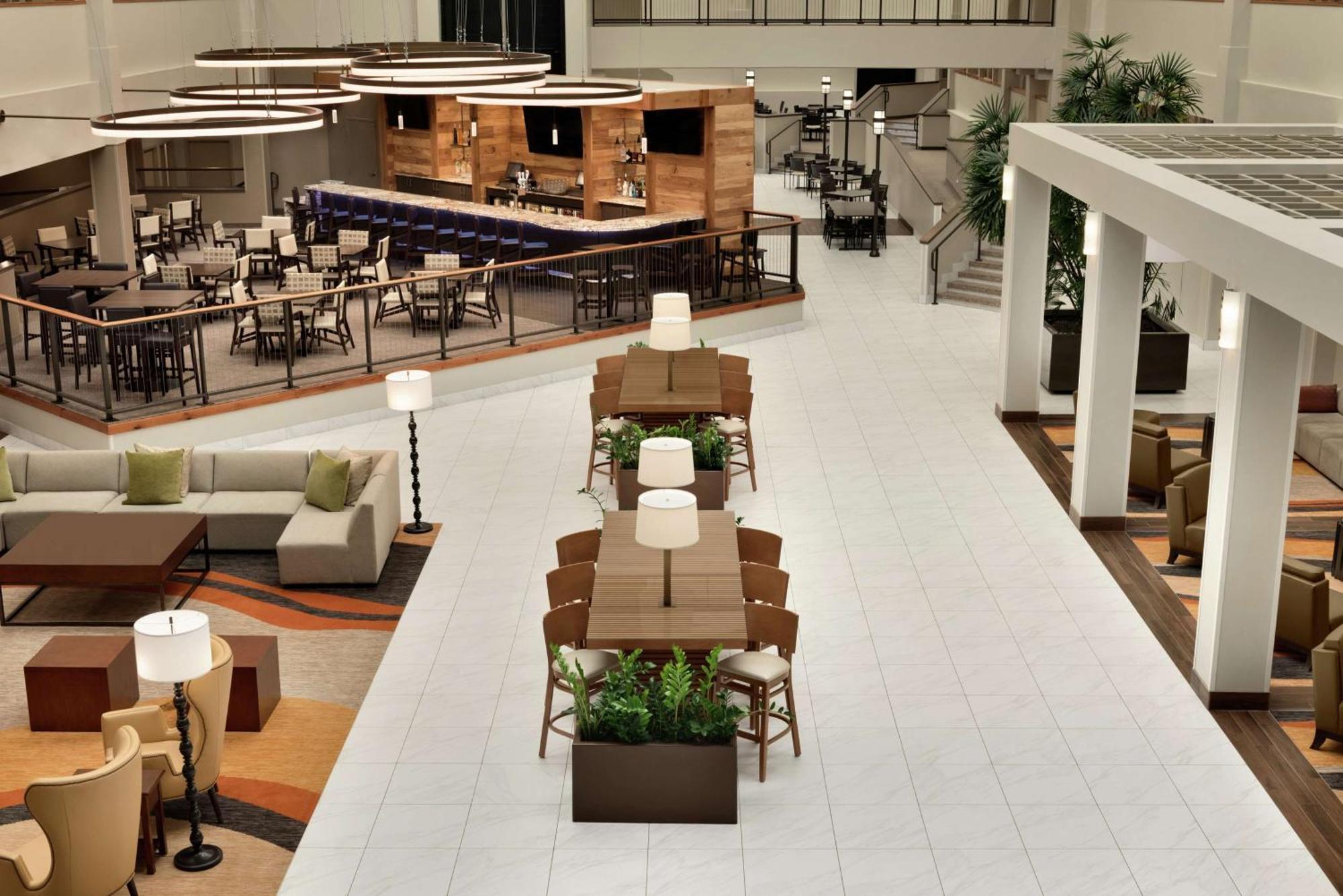 Embassy Suites By Hilton Milwaukee Brookfield Ngoại thất bức ảnh